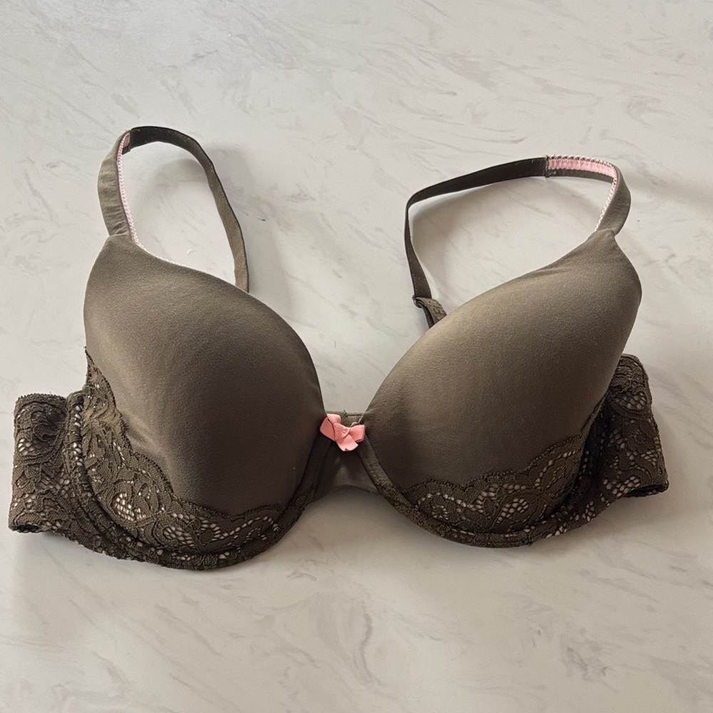 Victorias Secret Lined perfect coverage Elegant Brown Lace Trim Bra